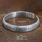 Bracelet manchette « Om Mani Padme Hum » en argent pur 999 véritable }