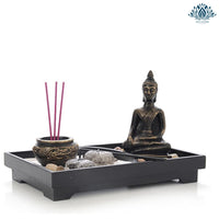 Jardin zen avec bouddha